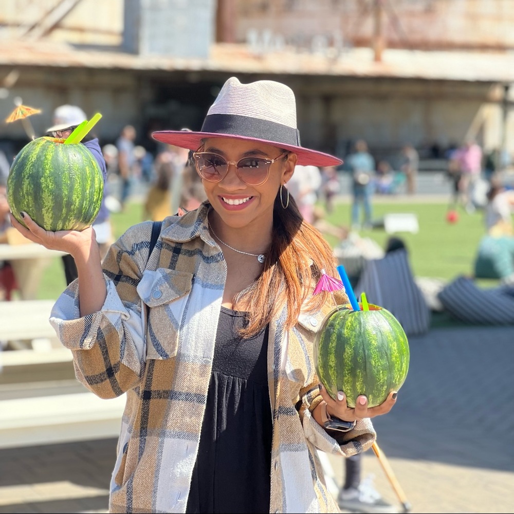 Meet your Posher, Stephanie